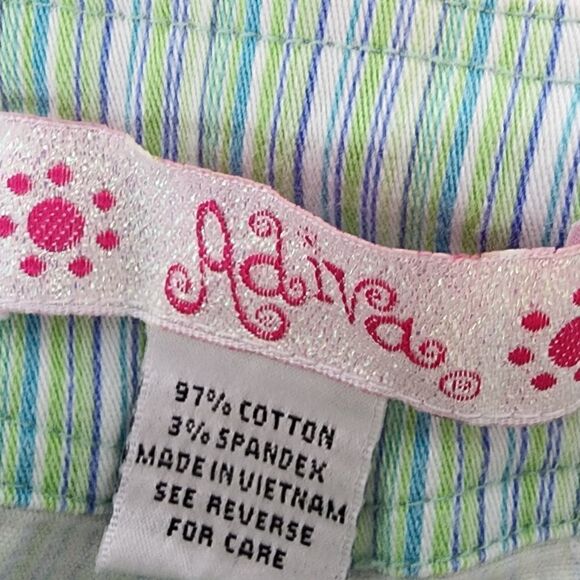 Adiva CAPRI PANTS MID RISE GREEN AND WHITE PINSTRIPE SIZE 11 - Picture 3 of 4